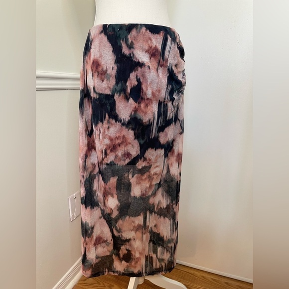 NWT Abercrombie & Fitch Mesh Floral Skirt Set M - Picture 11 of 16